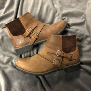 Eddie Bauer Stillwater Boots 👢